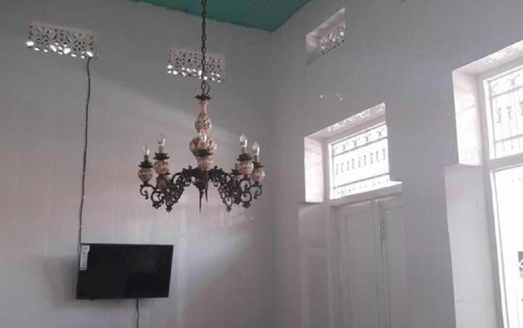 Graha Teras Syariah Hotel Surabaia Exterior foto